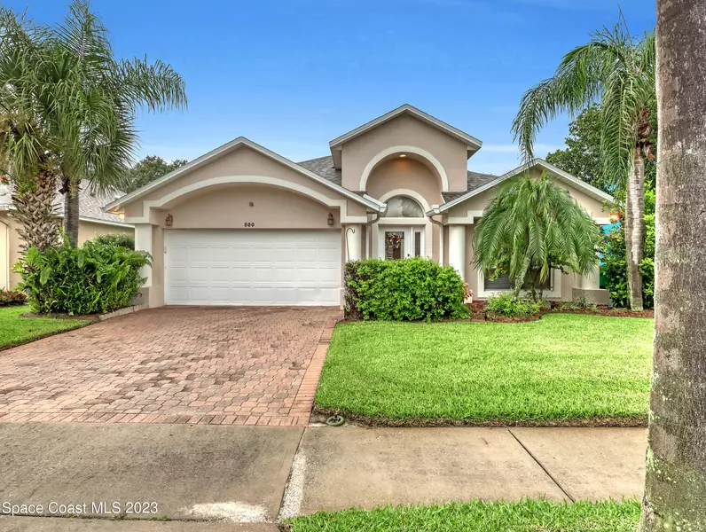 800 Sunset Lakes DR, Merritt Island, FL 32953