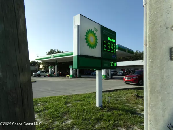 Melbourne, FL 32901,653 E University BLVD