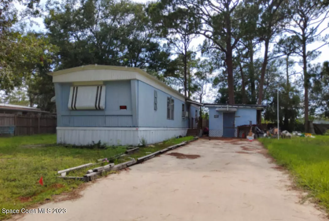 Melbourne, FL 32904,16 Annette DR