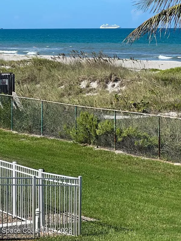 Cocoa Beach, FL 32931,2101 S Atlantic AVE #209