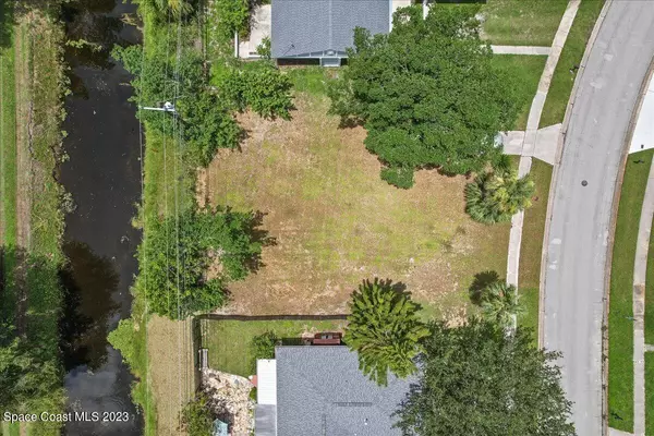 Rockledge, FL 32955,951 Bayward LN