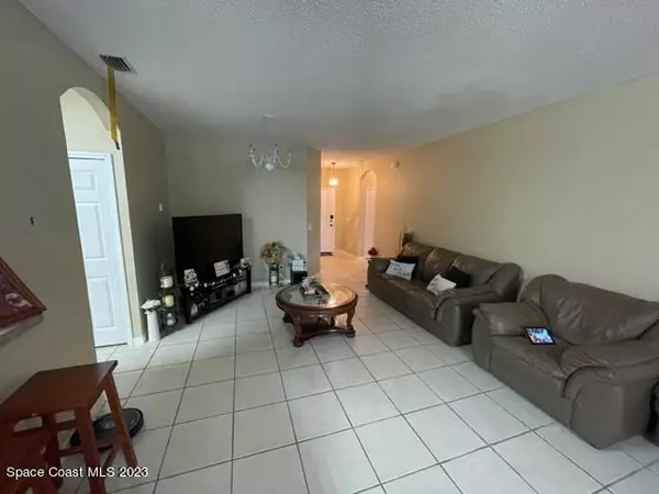 Cocoa, FL 32926,622 Cressa CIR