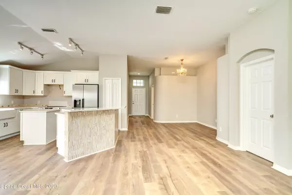 Brandon, FL 33510,1407 Bloomingdale Trails BLVD