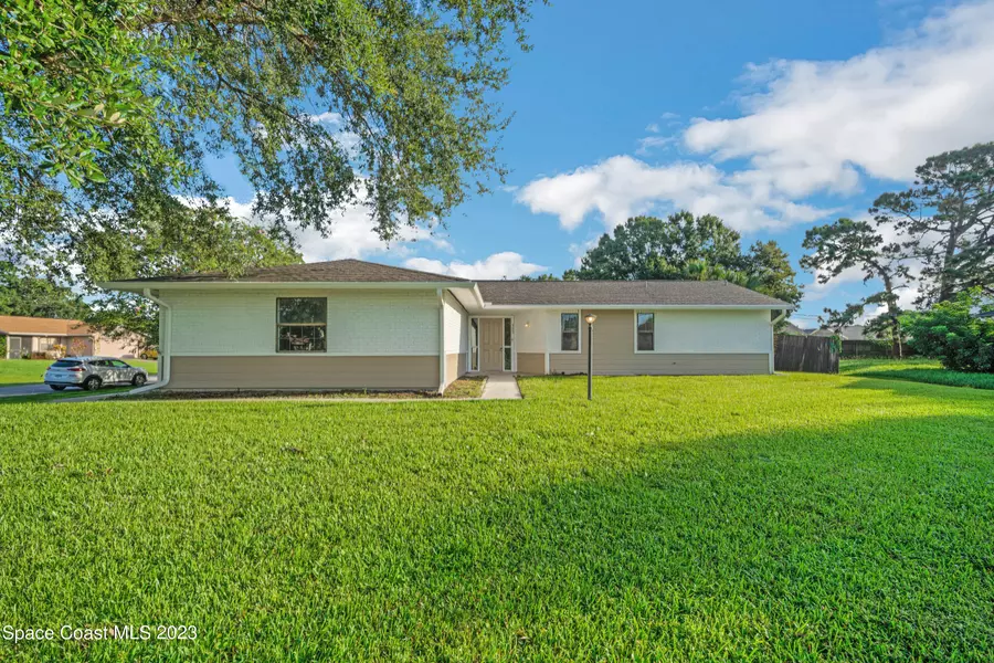 353 Emerson DR NW, Palm Bay, FL 32907