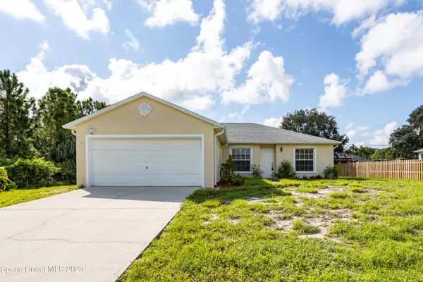 2911 Toulon RD SE, Palm Bay, FL 32909