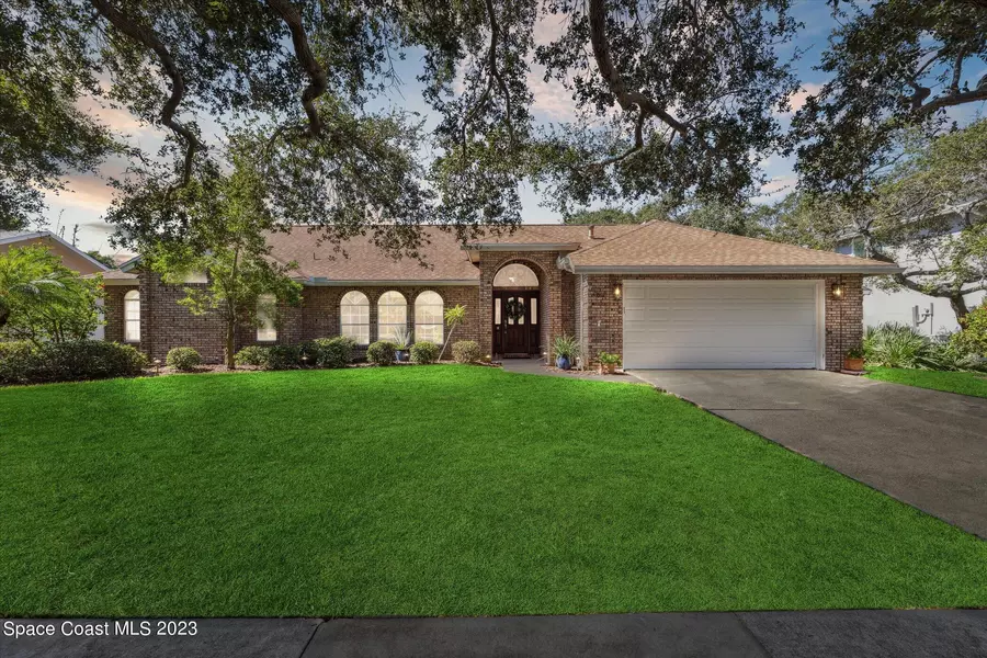 207 Waterbury LN, Indian Harbour Beach, FL 32937