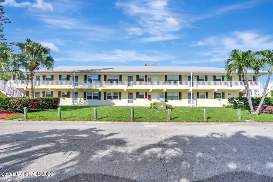 200 N El Mar DR #102, Jensen Beach, FL 34957