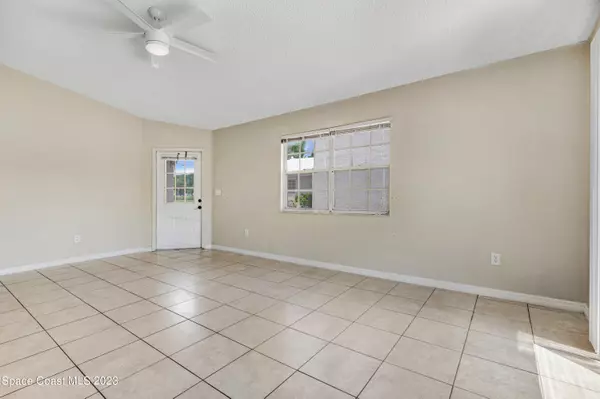 Palm Bay, FL 32905,963 Wateroak DR NE