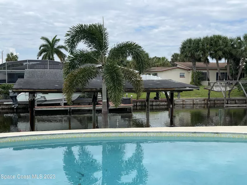 1785 Canal CT, Merritt Island, FL 32953