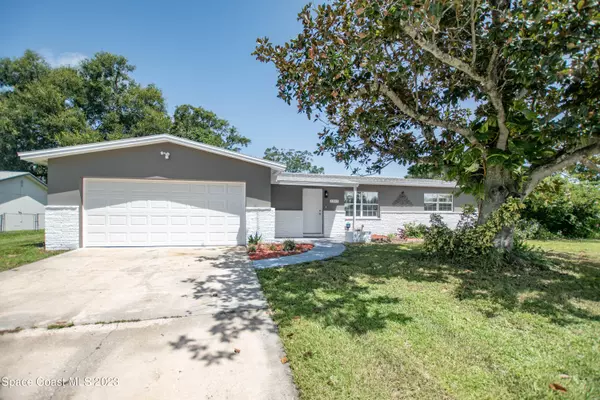 3000 Avon LN, Titusville, FL 32796