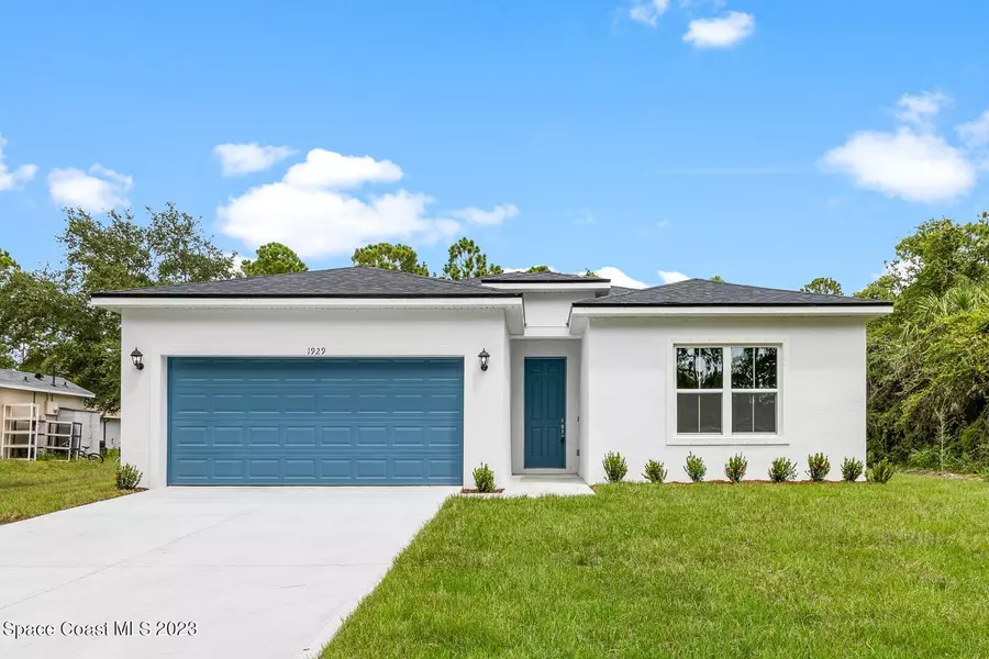 1929 Red Bud CIR NW, Palm Bay, FL 32907