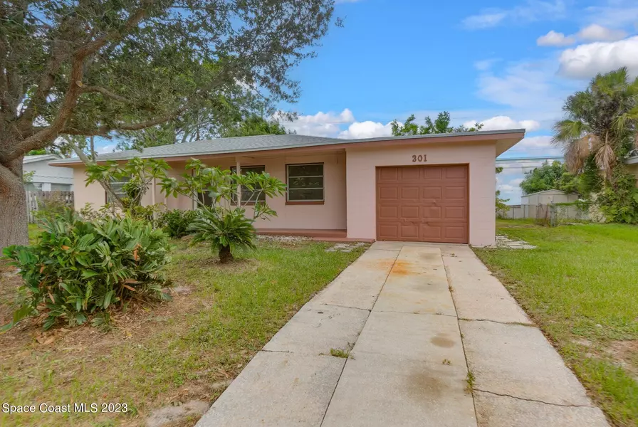 301 Charles DR, Melbourne, FL 32935