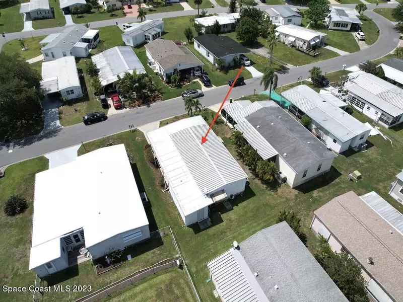 819 Oriole CIR, Barefoot Bay, FL 32976