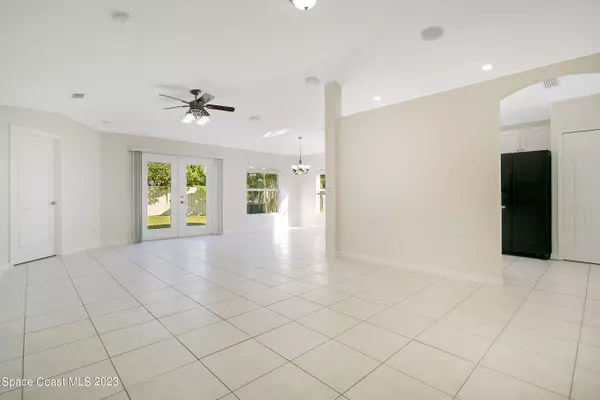 Melbourne, FL 32904,604 Sedgewood CIR