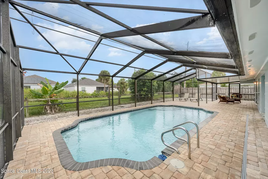 899 Jefferson RD, Rockledge, FL 32955