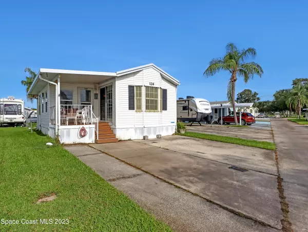 Cocoa, FL 32926,124 Blue Lake PL