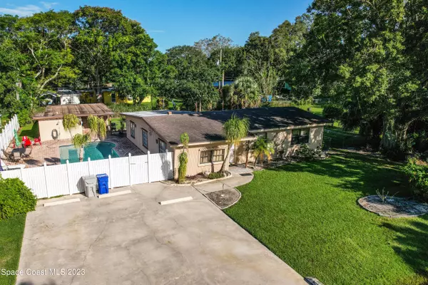 Vero Beach, FL 32960,1366 14th AVE