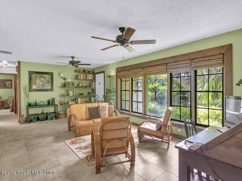 341 Benschop ST, Sebastian, FL 32958