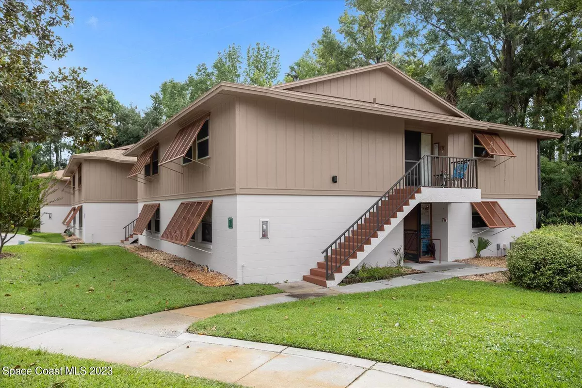 Deltona, FL 32725,150 Wax Myrtle Woods CT #Unit 7b