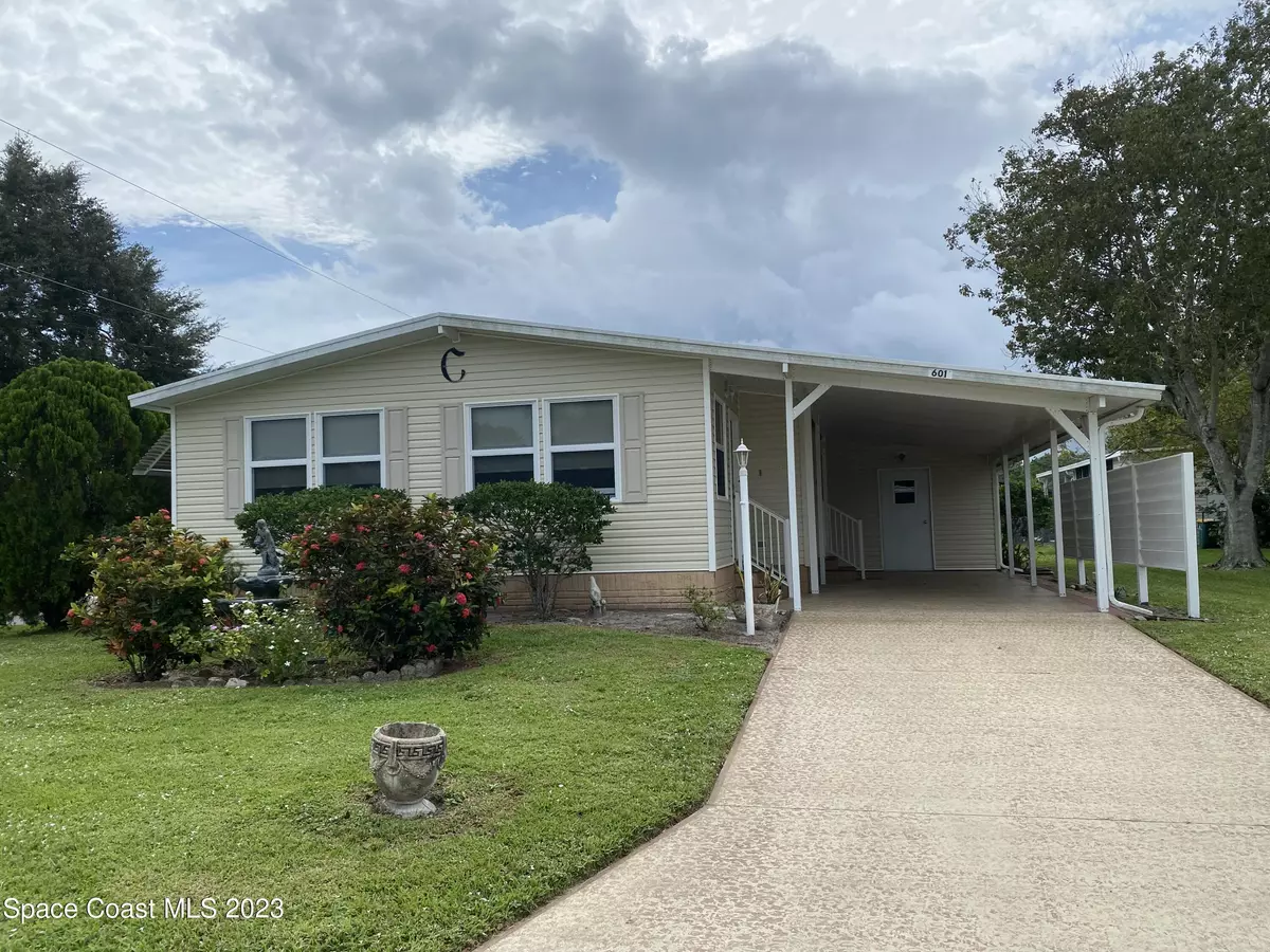 Barefoot Bay, FL 32976,601 Dolphin CIR