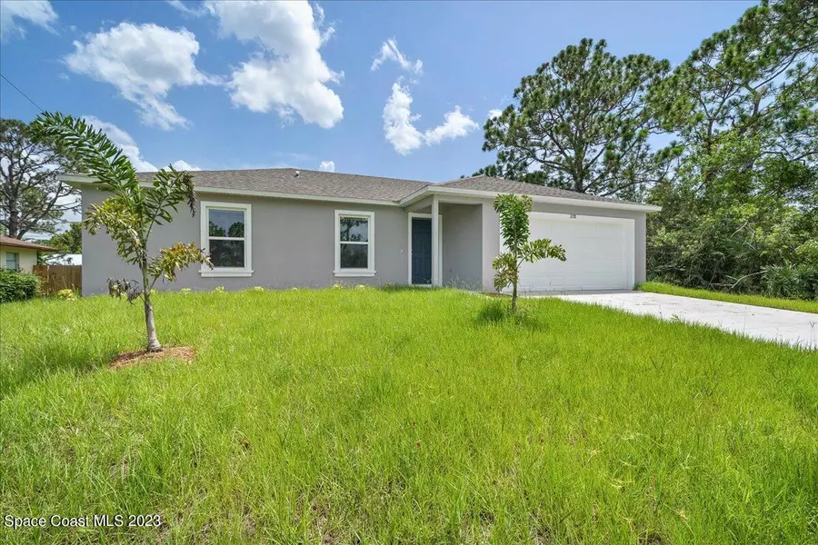 2200 Wagonwheel AVE SE, Palm Bay, FL 32909