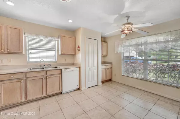 Palm Bay, FL 32905,974 Pine Creek CIR NE