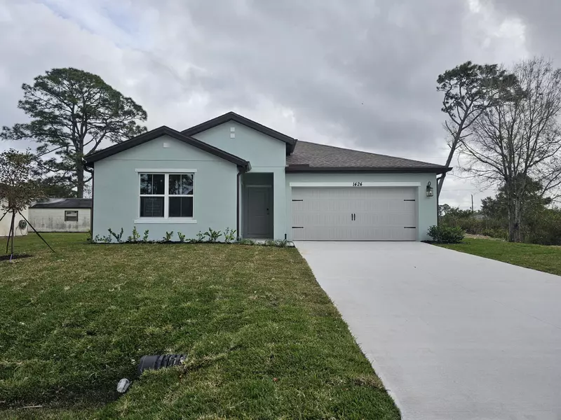 1424 Valerius ST SE, Palm Bay, FL 32909