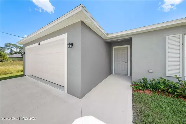 Palm Bay, FL 32909,318 Silver Frost ST SE