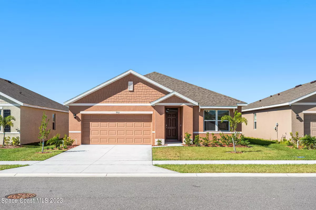 Rockledge, FL 32955,992 Trinity ST