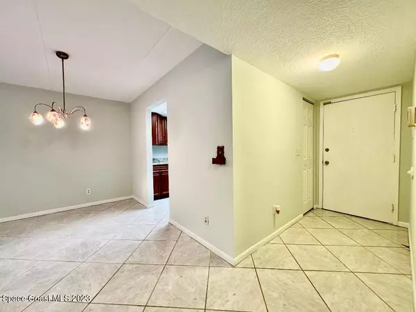 Melbourne, FL 32935,2721 Golf Lake CIR #1711