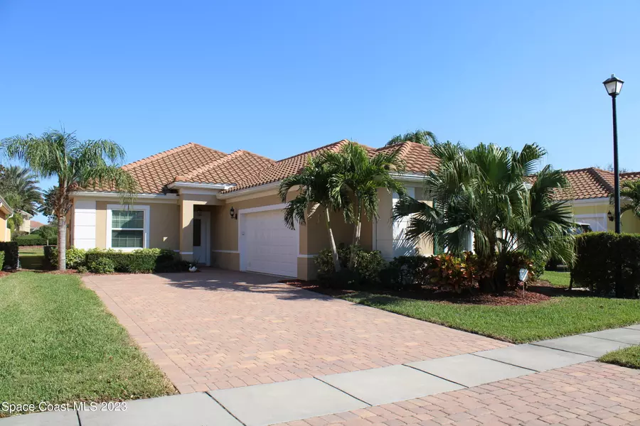 3471 Leclaire LN, Palm Bay, FL 32909