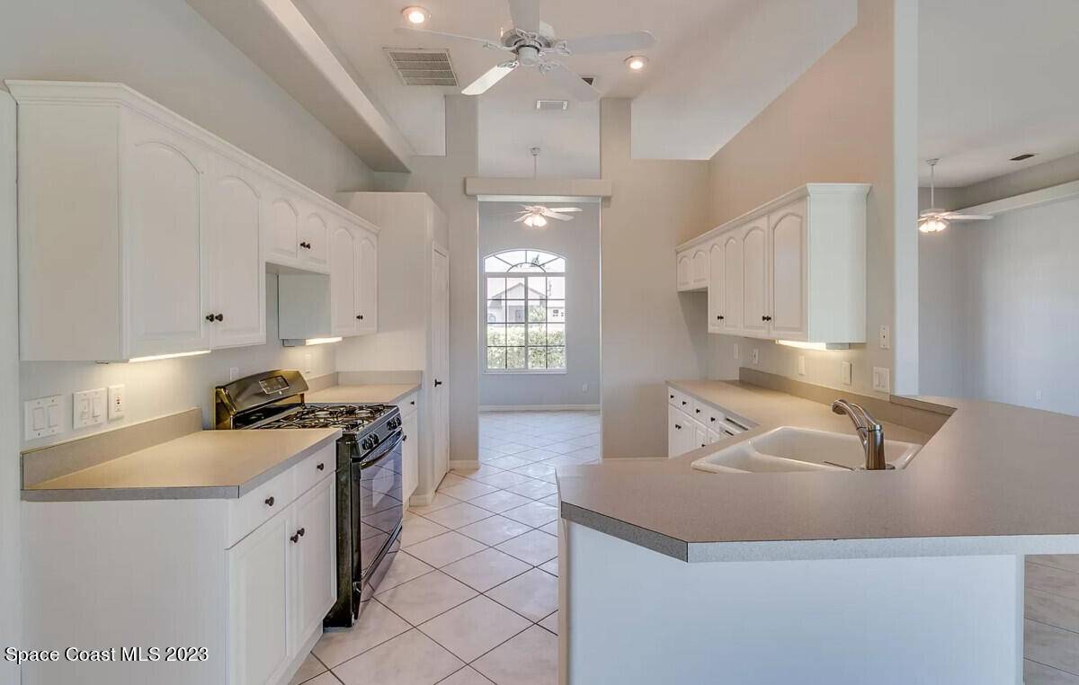Satellite Beach, FL 32937,424 Lighthouse Landing ST