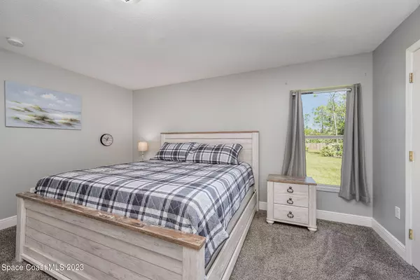 1780 Atz RD Malabar, FL 32950