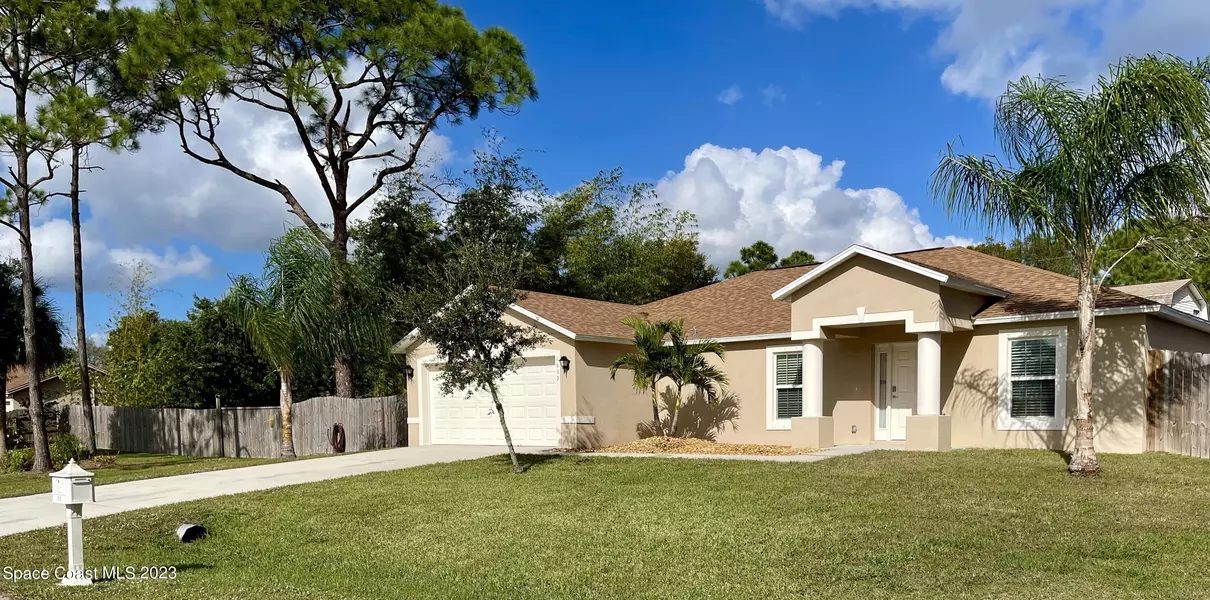 1639 Sadigo ST SE, Palm Bay, FL 32909