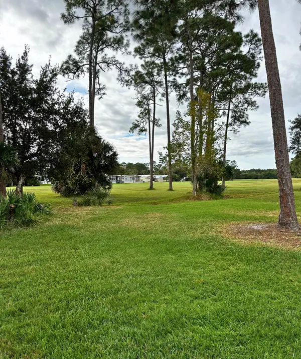 Titusville, FL 32780,464 Fawn TRL #464