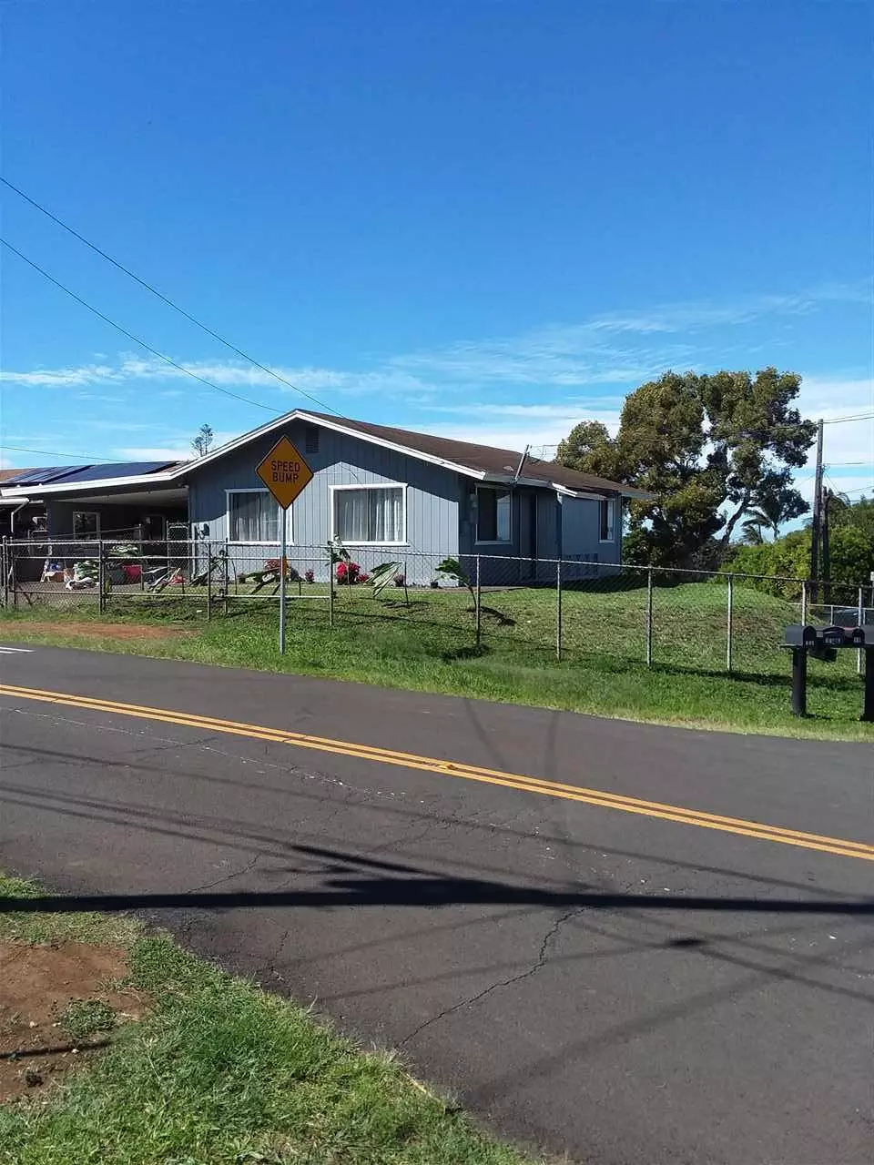 Makawao, HI 96768,21 Hoolai St