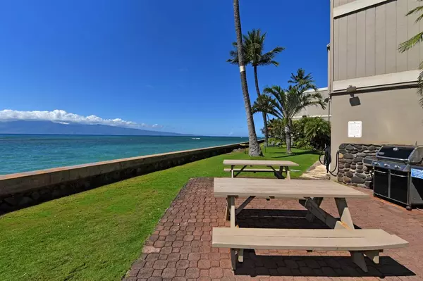 Lahaina, HI 96761,4435 Lower Honoapiilani Rd #250