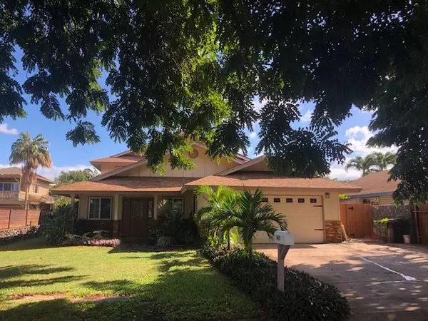 889 Malulani St, Kihei, HI 96753-7325