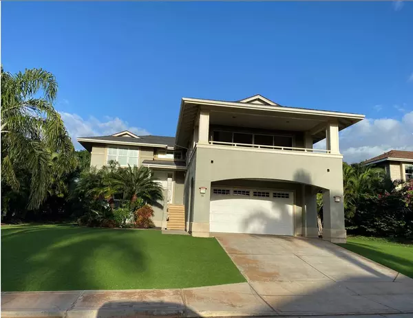 81 Laukahi St, Kihei, HI 96753-7182