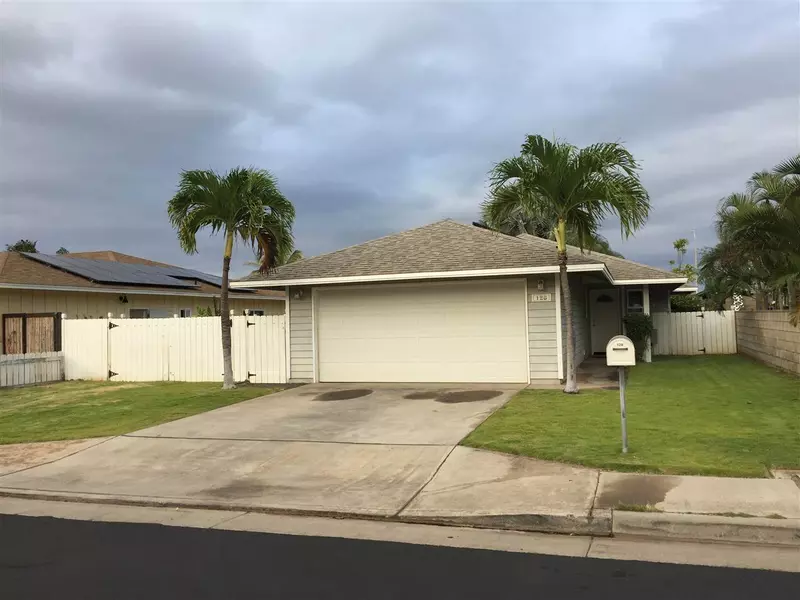 128 Kealohilani St, Kahului, HI 96732