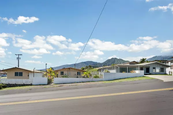 Kahului, HI 96732,764 Lalani Cir