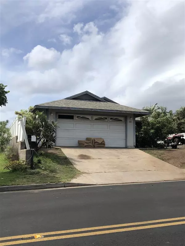 352 Kuualoha St, Kahului, HI 96732