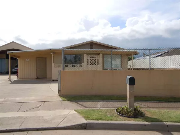 25 Leioni Pl, Kahului, HI 96732