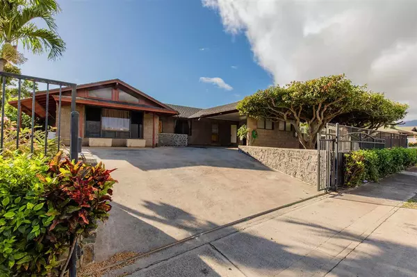 Kahului, HI 96732,345 S Lehua St