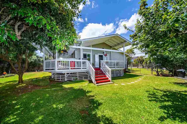 232 N Makaleha Pl, Makawao, HI 96768-9453