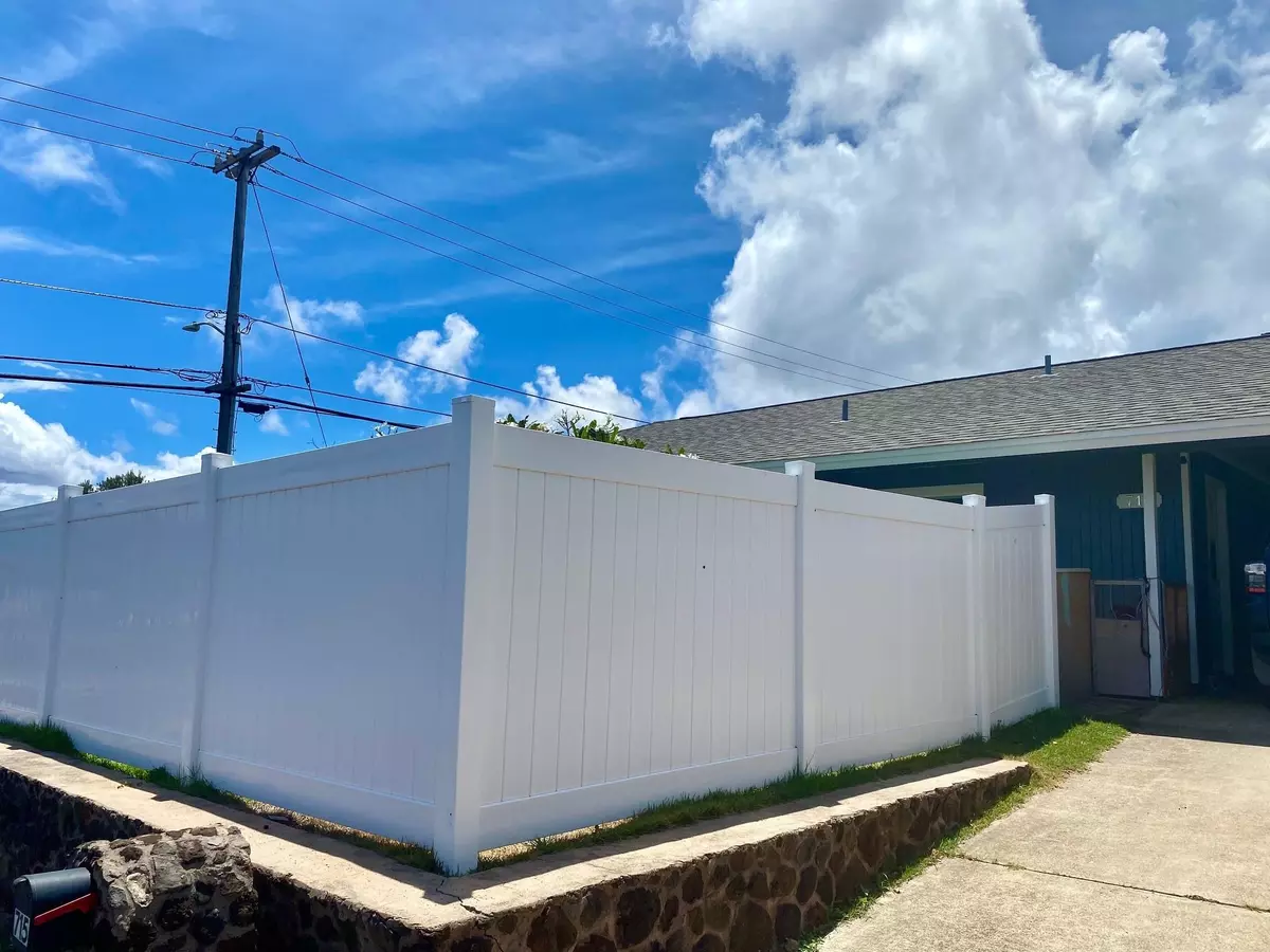 Wailuku, HI 96793,715 Kilihau St