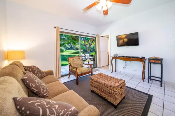 Lahaina, HI 96761,4440 Lower Honoapiilani Rd #116