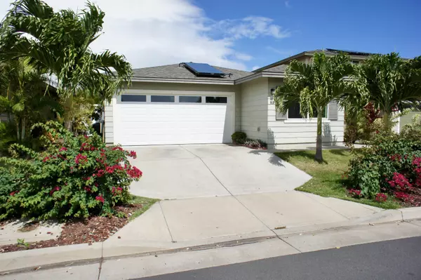 35 Meheu Cir, Kahului, HI 96732