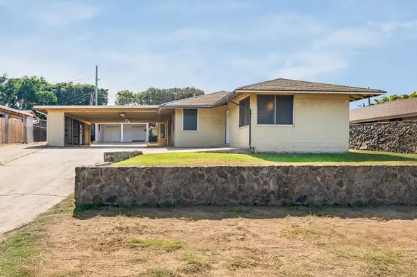 86 Kuula St, Kahului, HI 96732