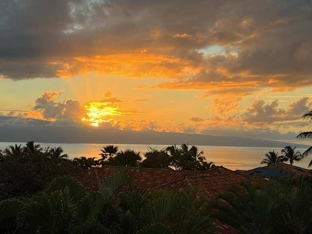 165 Pihaa St, Lahaina, HI 96761-9999